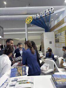 Customers inquired about our products at the exhibition.